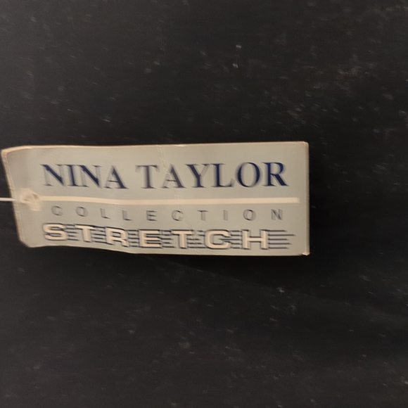 Nina Taylor Maxi Velour Skirt - Picture 3 of 3